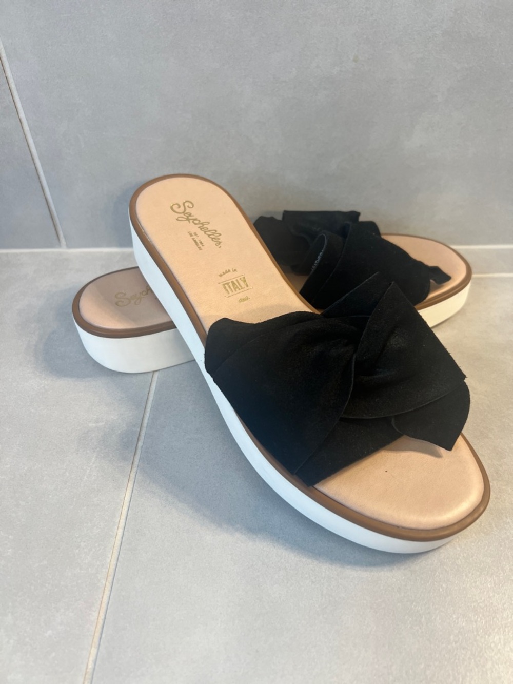 Seychelles Black Platform Slide Sandals Womens 8.5 Minimalist Comfort Italy
